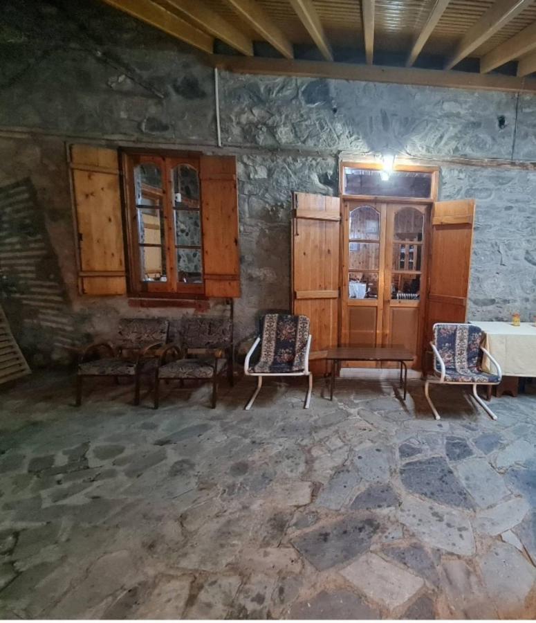 فيلا Elpiniki'S Old House كالوبانايوتيس المظهر الخارجي الصورة