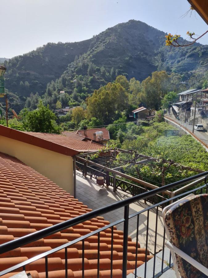 فيلا Elpiniki'S Old House كالوبانايوتيس المظهر الخارجي الصورة